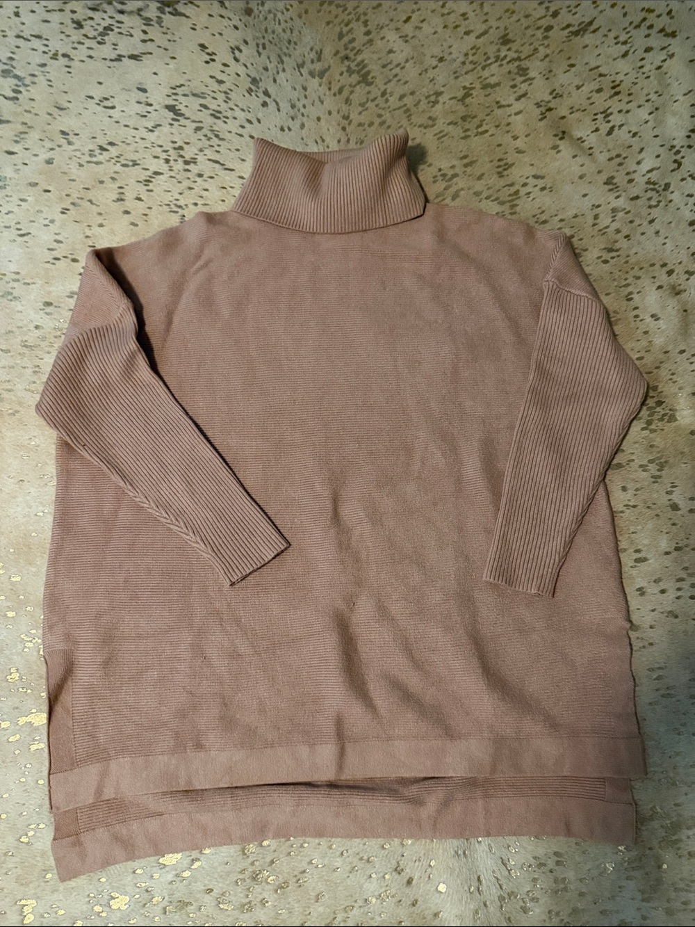 Efan Turtleneck Oversized Sweater - Dusty Beige